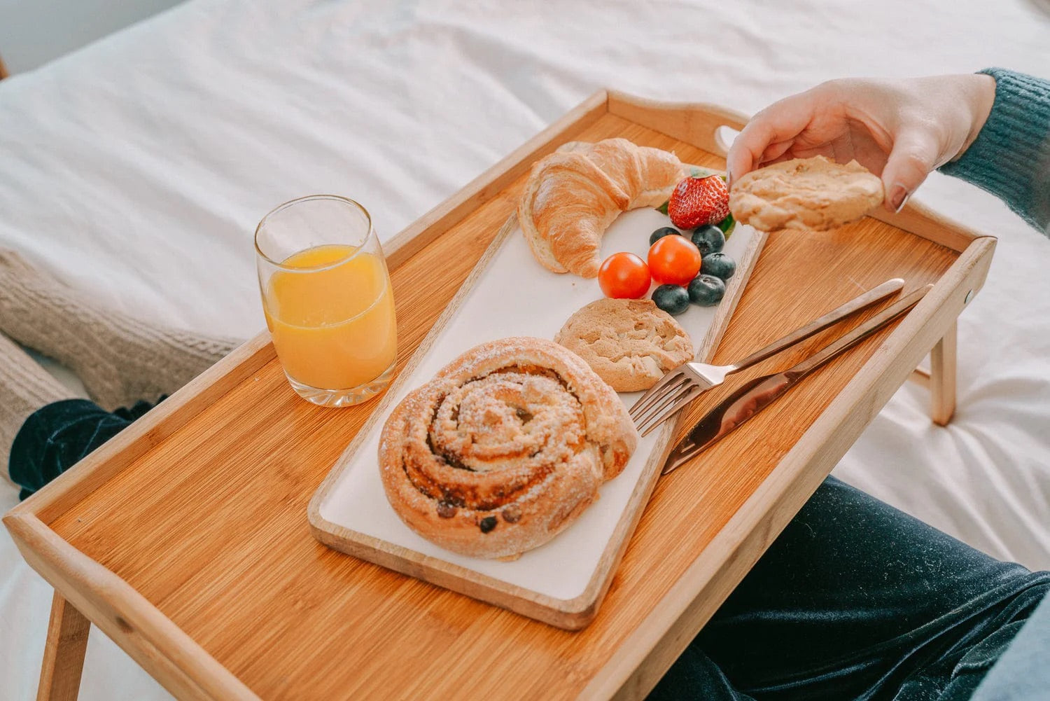 Bamboo Foldable Bed Tray For Breakfast Dinner